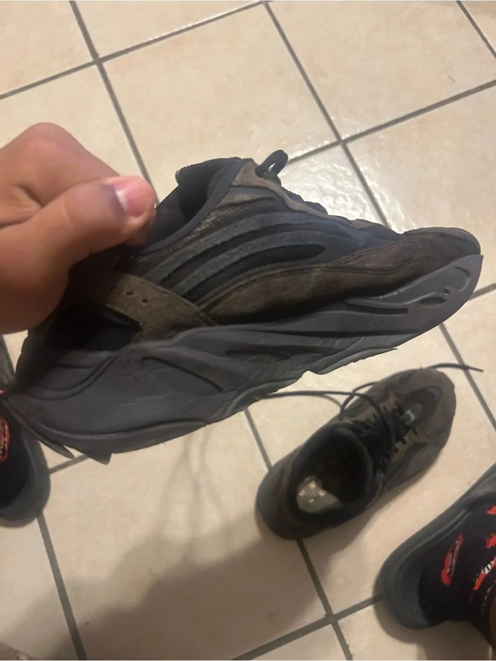 Yeezy 🔥 adidas